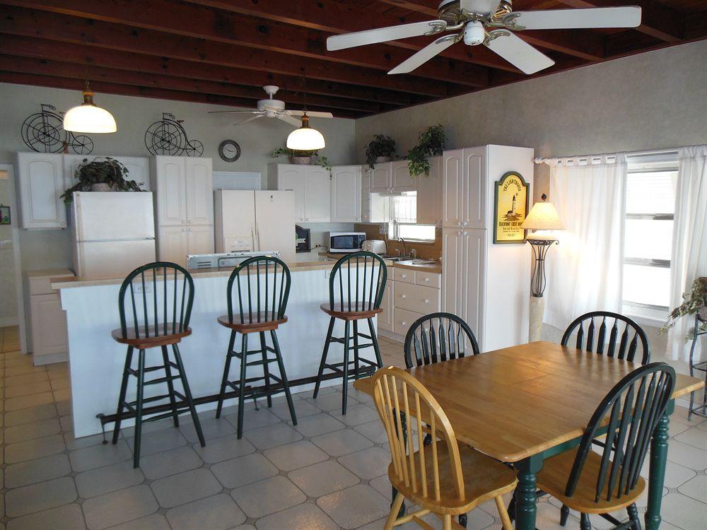 Yellowtail Inn マラソン エクステリア 写真